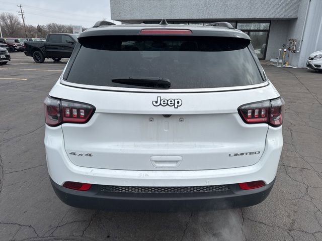 Used 2025 Jeep Compass Limited image 8