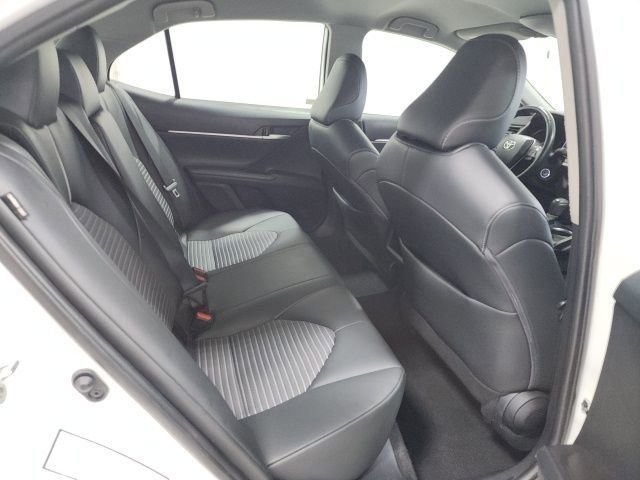 Used 2024 Toyota Camry SE FWD image 16