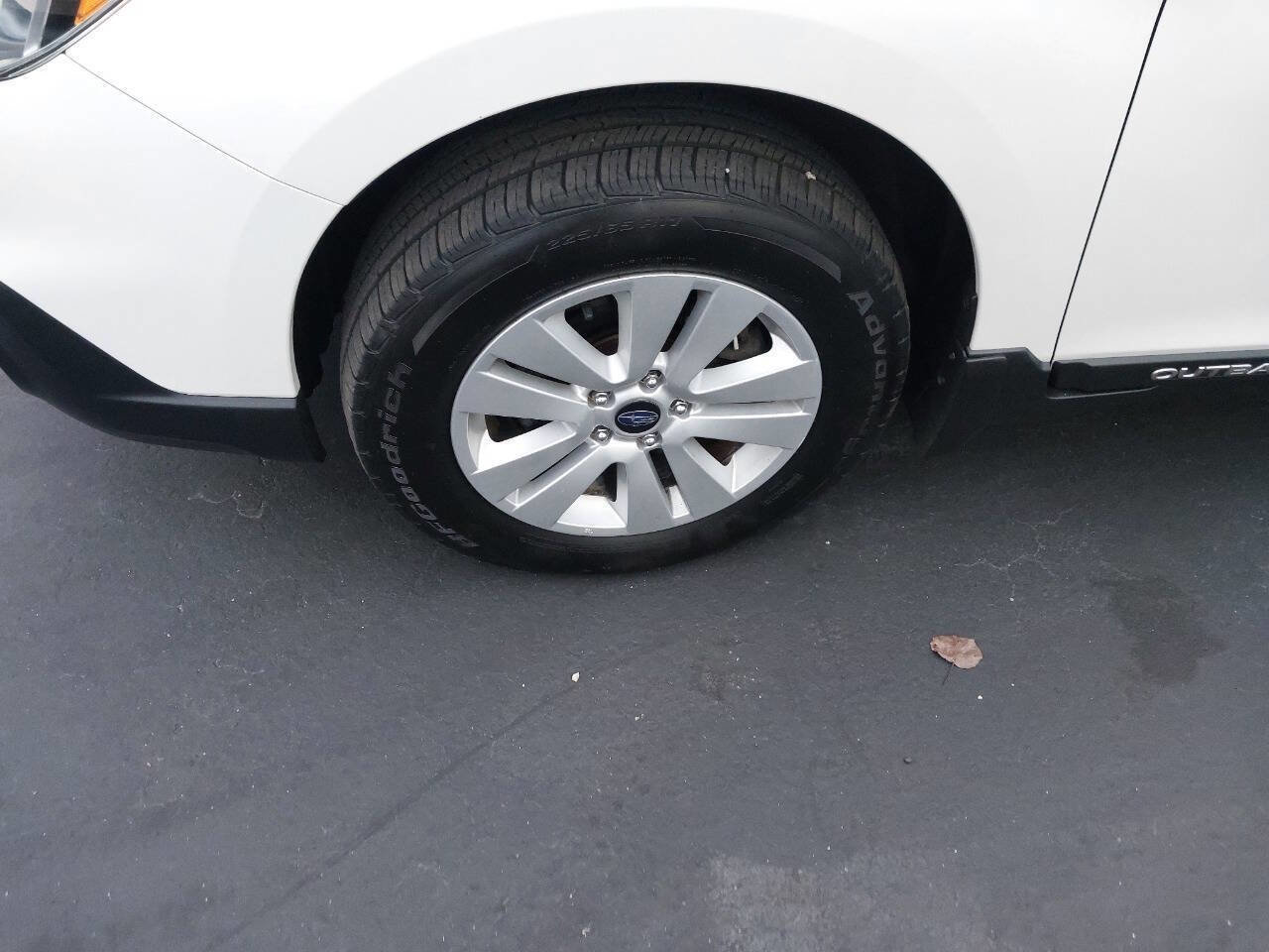 Used 2015 Subaru Outback 2.5i Premium w/ Protection Package #1 image 15