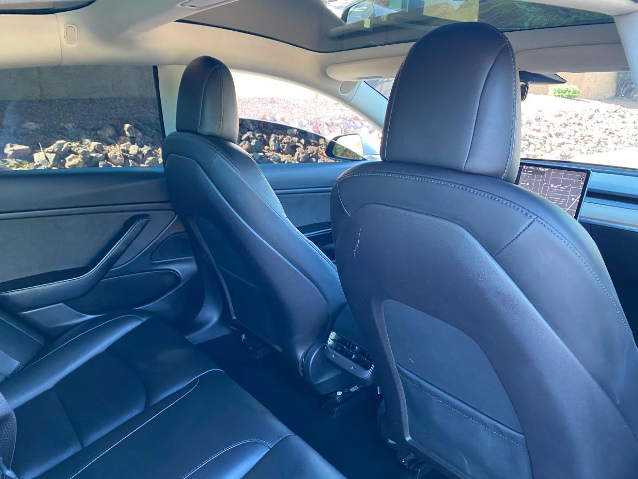 Used 2019 Tesla Model 3 Standard Range Plus image 39