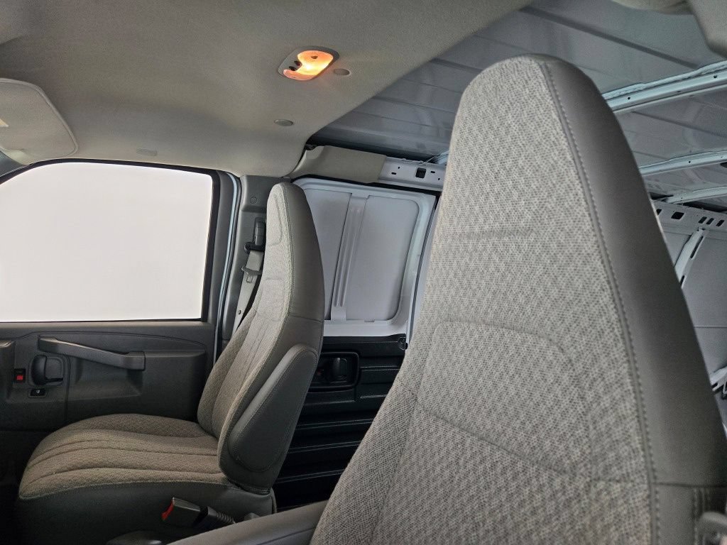 New 2026 Chevrolet Express 2500 Extended w/ Driver Convenience Package RWD image 15