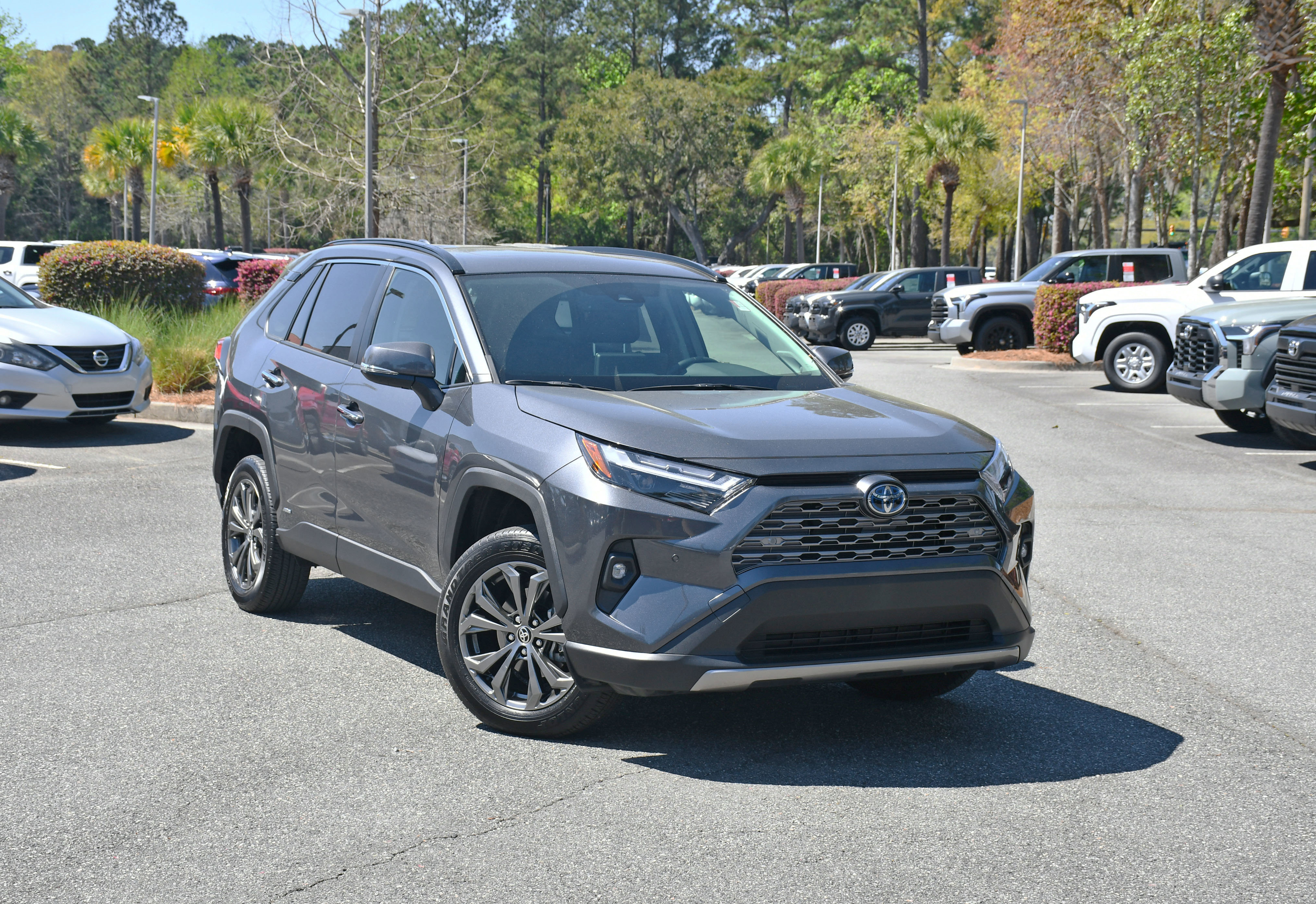 Used 2024 Toyota RAV4 Limited image 6