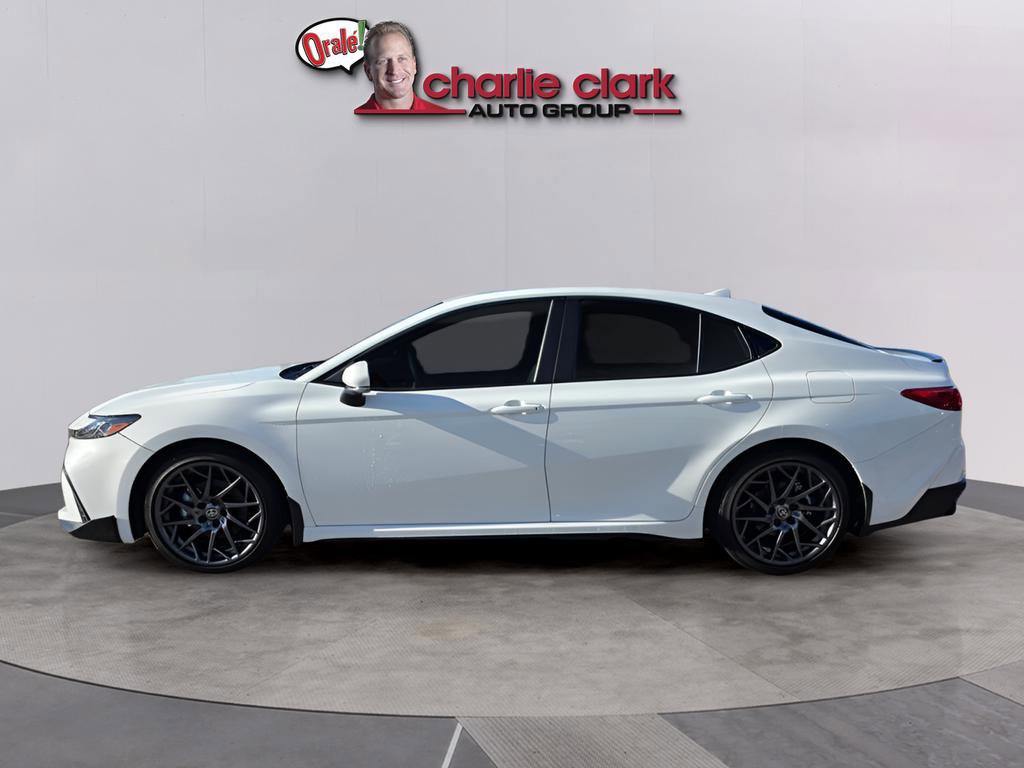 Used 2025 Toyota Camry SE w/ Multimedia Upgrade Package FWD image 3
