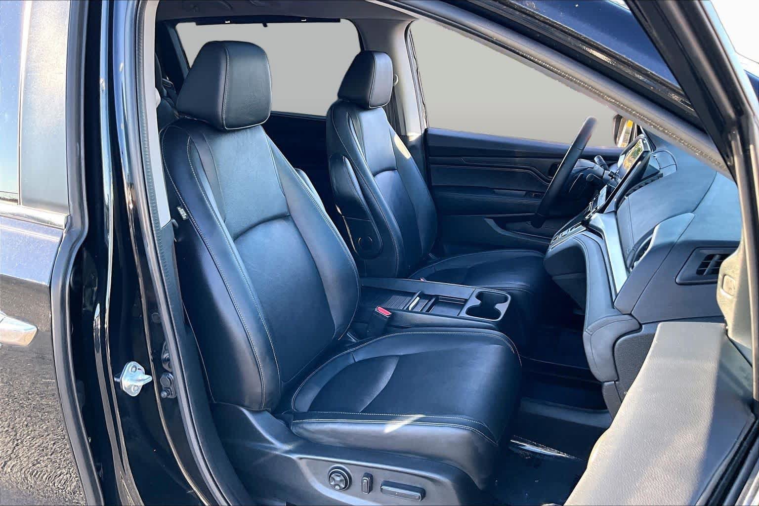 Used 2023 Honda Odyssey EX-L image 9