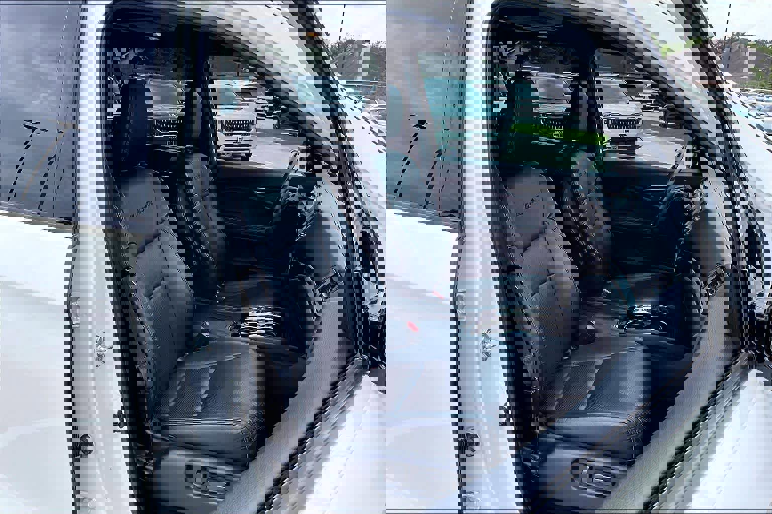 Used 2021 Honda Pilot Black Edition image 9