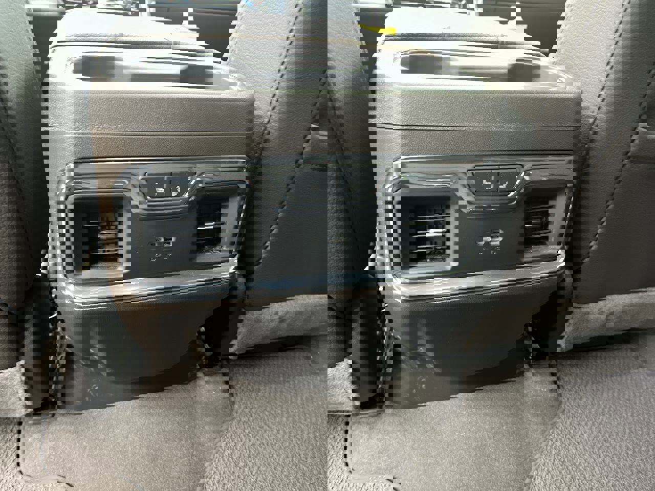 Used 2026 GMC Sierra 1500 Denali w/ Denali Reserve Package image 14