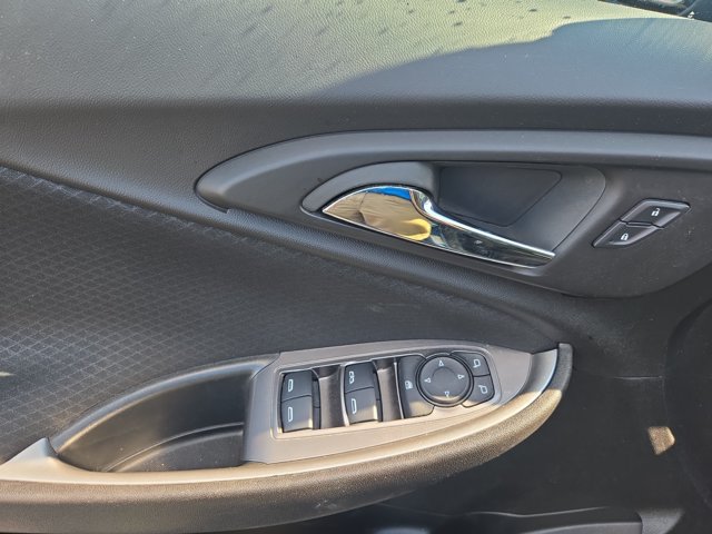 Used 2025 Chevrolet Malibu LT FWD image 18
