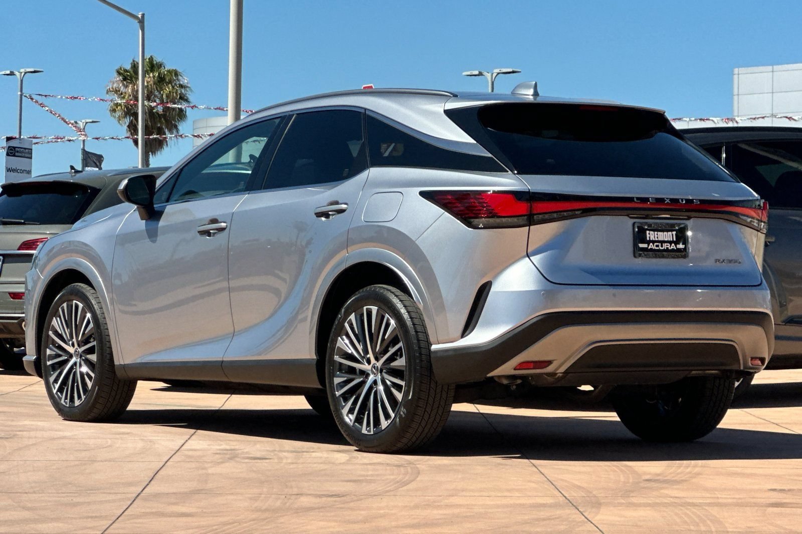 Used 2023 Lexus RX 350 Premium Plus w/ Cold Area Package FWD image 6