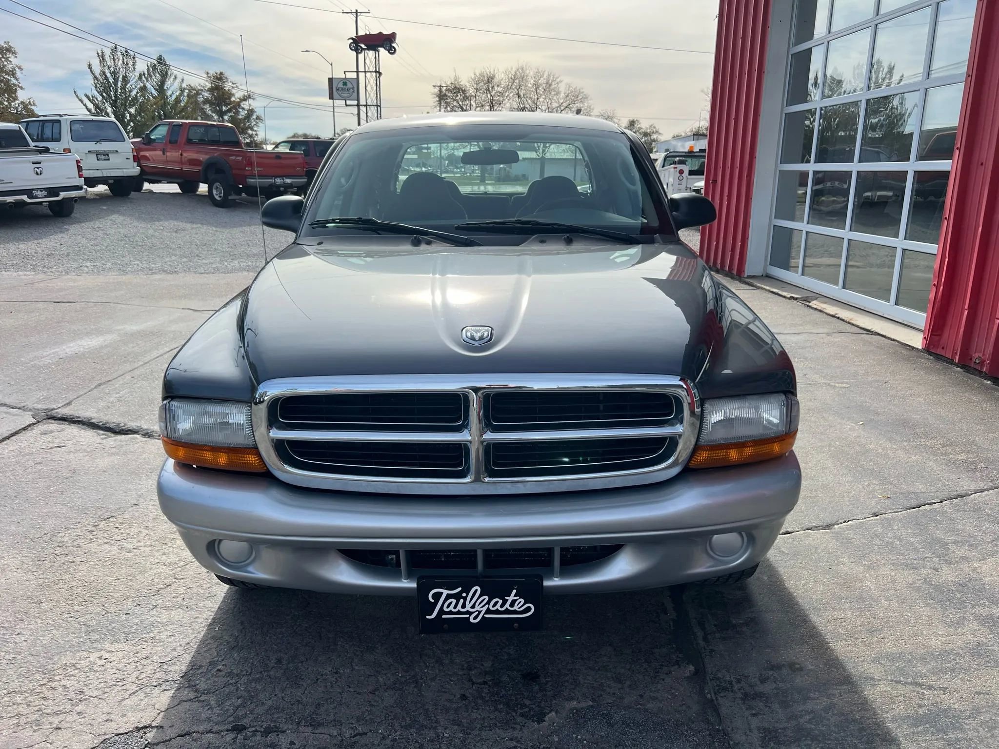Used 2004 Dodge Dakota SLT w/ Deluxe Convenience Group image 3