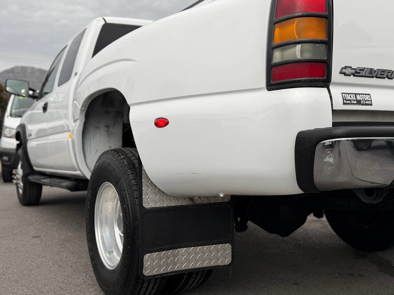 Used 2002 Chevrolet Silverado 3500 LS w/ Electrical Convenience Pkg image 60