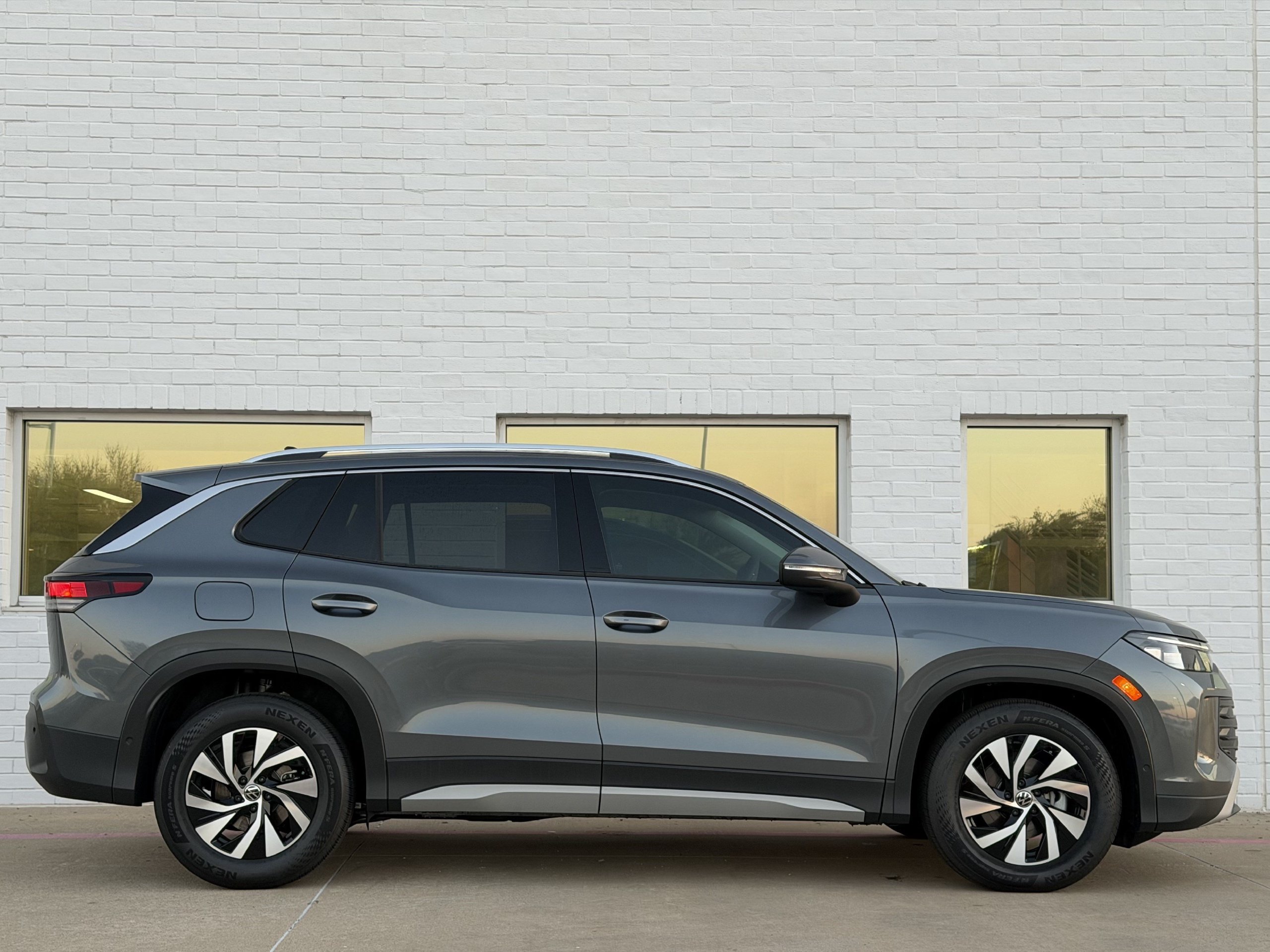 New 2026 Volkswagen Tiguan S FWD image 3