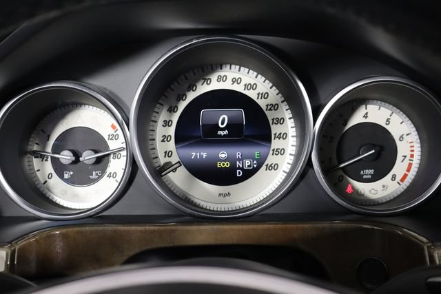 Used 2014 Mercedes-Benz E 550 4MATIC Sedan image 11