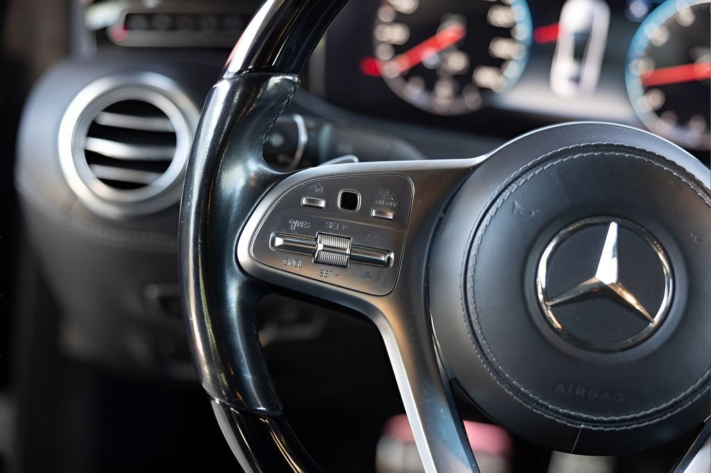 Used 2019 Mercedes-Benz S 560 4MATIC Coupe image 31