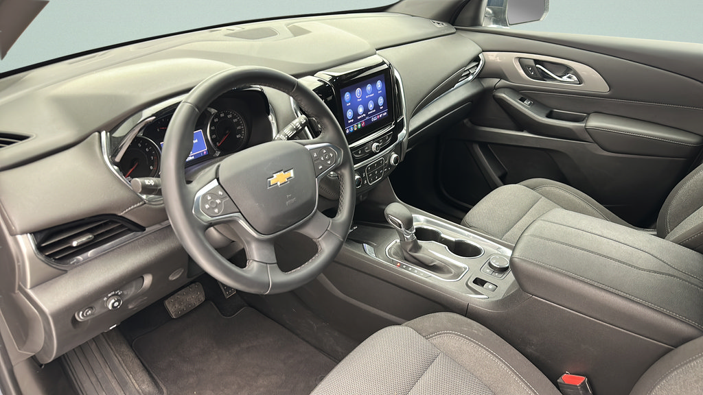 Used 2023 Chevrolet Traverse LT AWD/4WD image 12