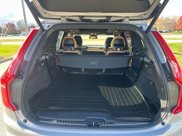 Used 2025 Volvo XC90 B6 Ultra w/ Protection Package image 44