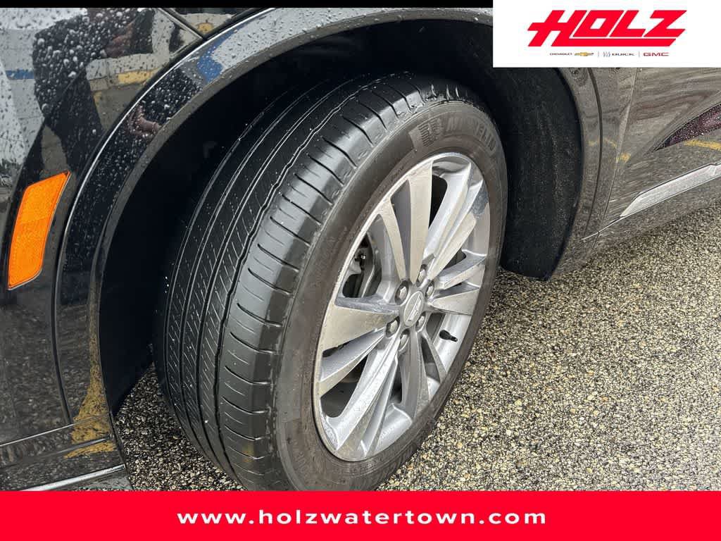 Certified 2024 Cadillac XT6 Premium Luxury w/ LPO, Floor Liner Package AWD/4WD image 3