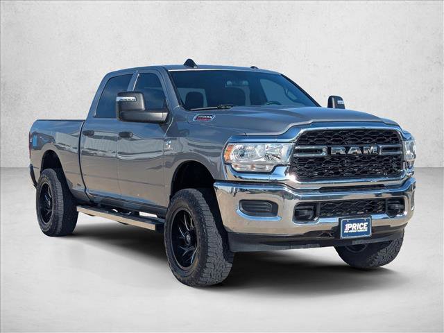 Used 2024 RAM 2500 Tradesman w/ Chrome Appearance Group AWD/4WD image 3