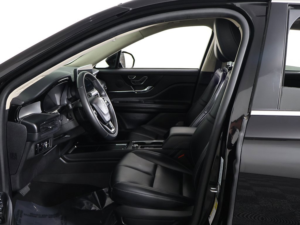Used 2023 Lincoln Corsair AWD image 25
