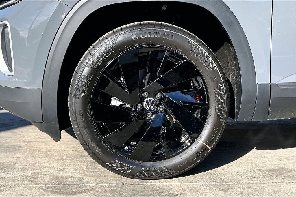 New 2026 Volkswagen Atlas SE AWD/4WD image 8