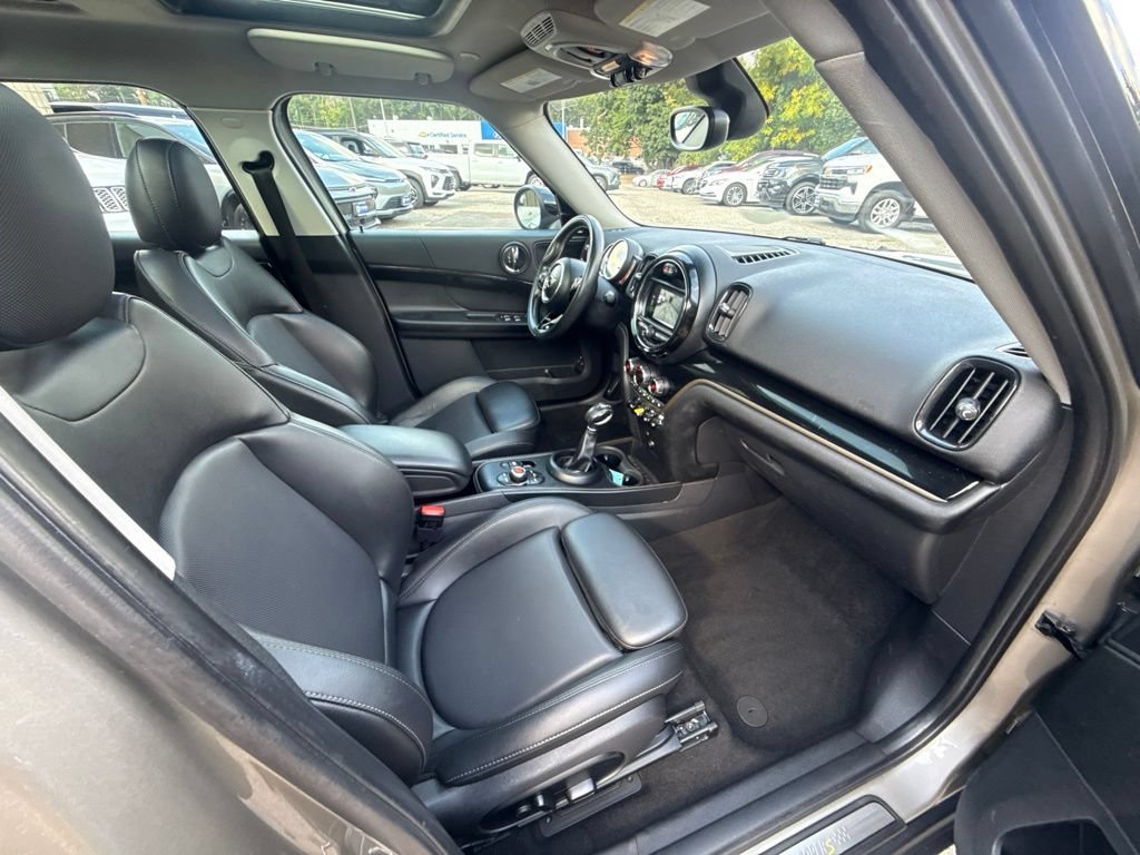 Used 2019 MINI Cooper Countryman SE w/ Premium Package AWD/4WD image 17