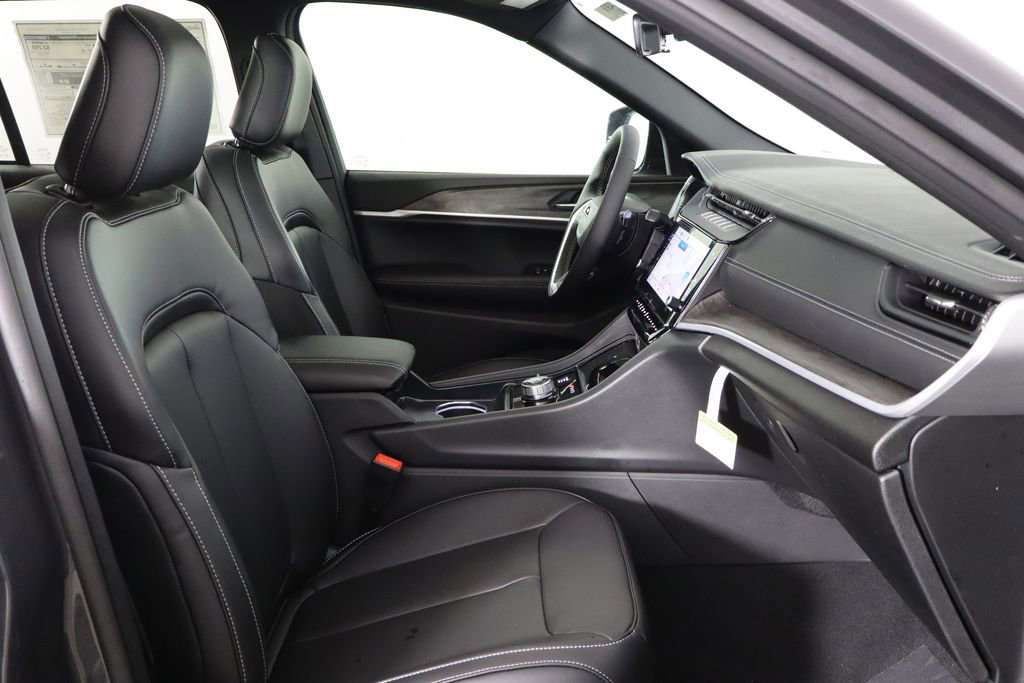 New 2026 Jeep Grand Cherokee Limited image 19