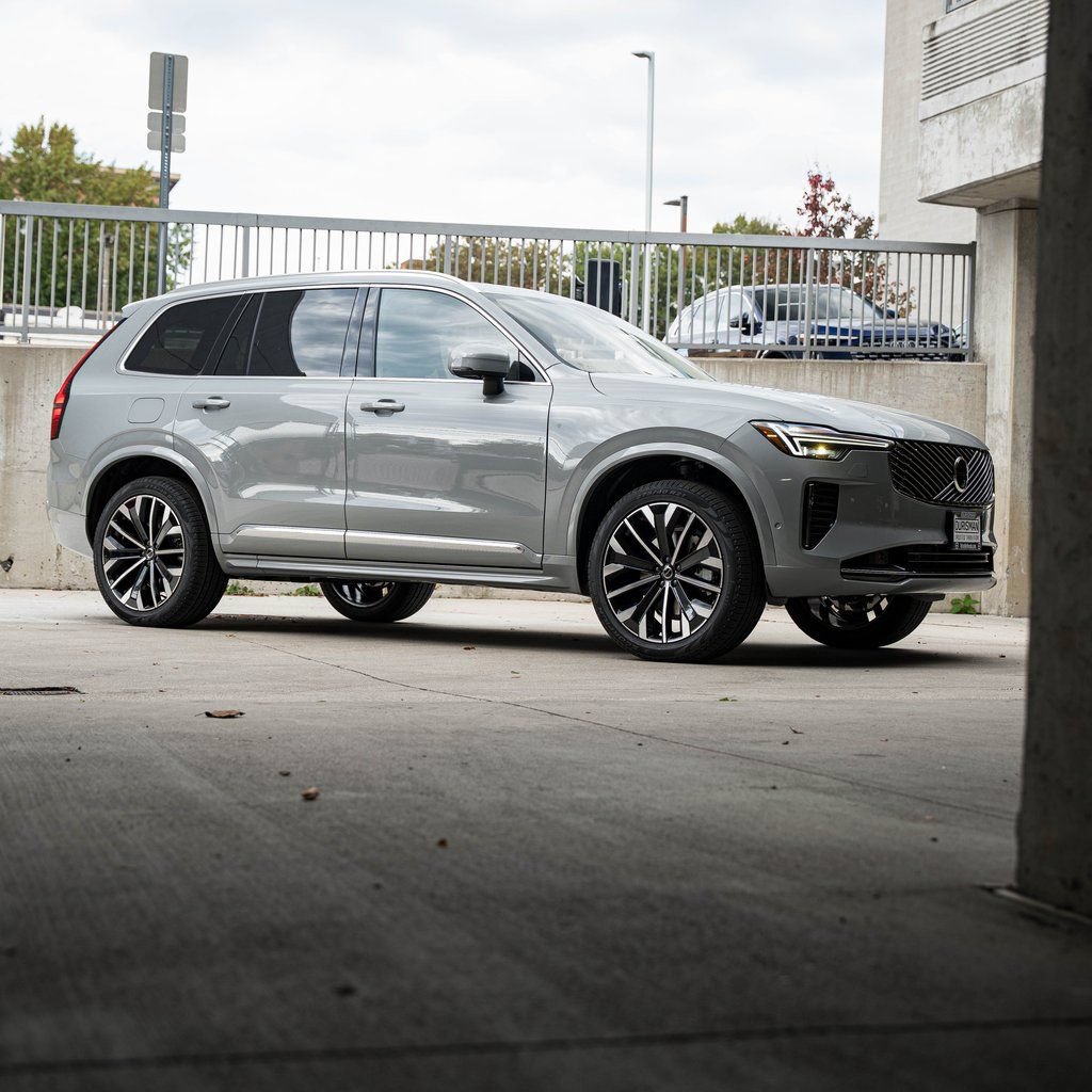 New 2026 Volvo XC90 B6 Ultra w/ Protection Package AWD/4WD image 7