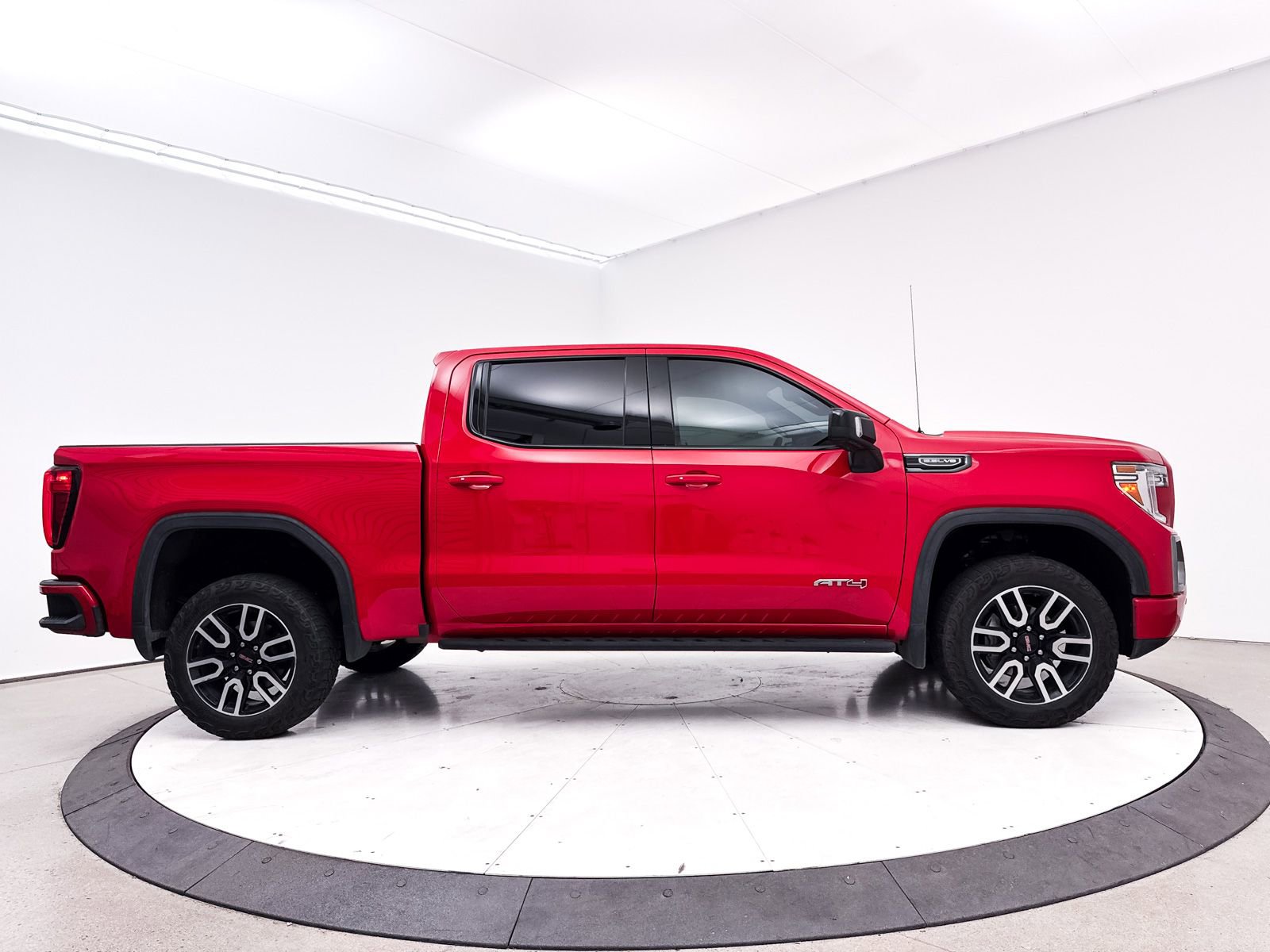 Used 2021 GMC Sierra 1500 AT4 w/ AT4 Premium Package image 37