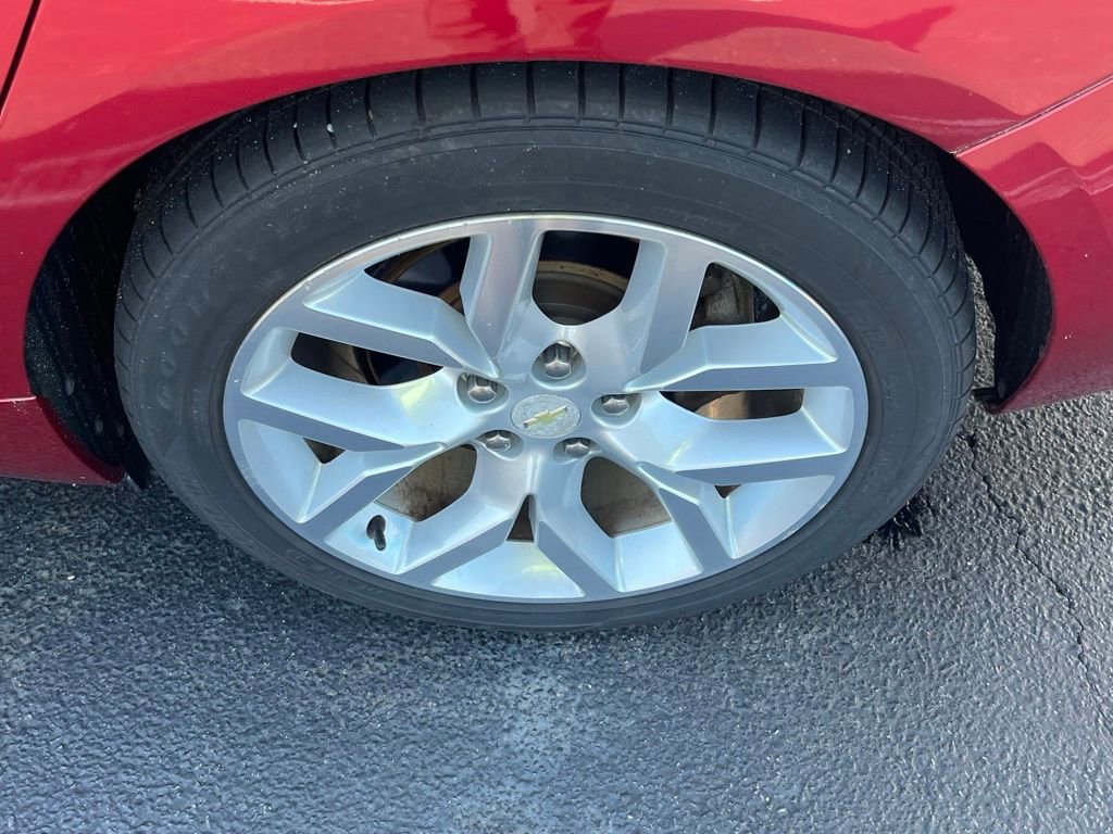Used 2015 Chevrolet Impala LTZ FWD image 4