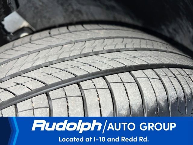 Used 2025 Chevrolet Trax LT image 31