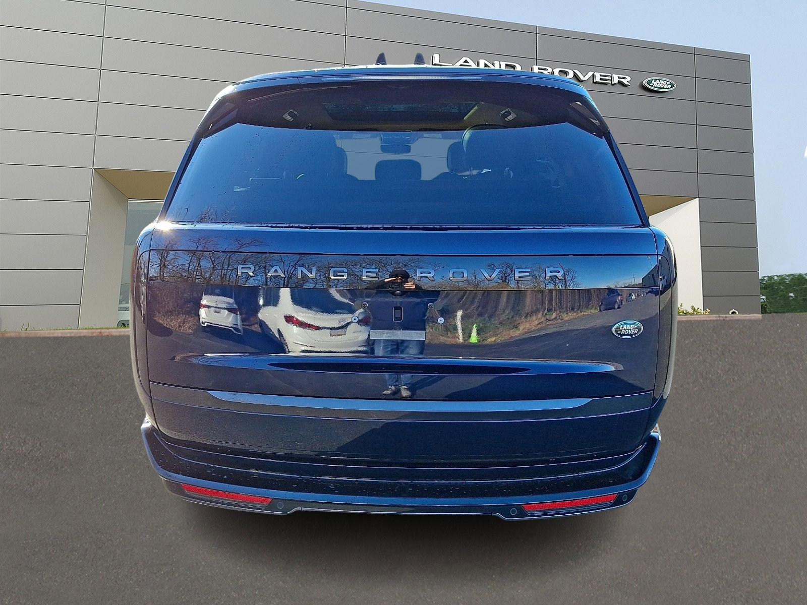 Used 2023 Land Rover Range Rover SE image 7