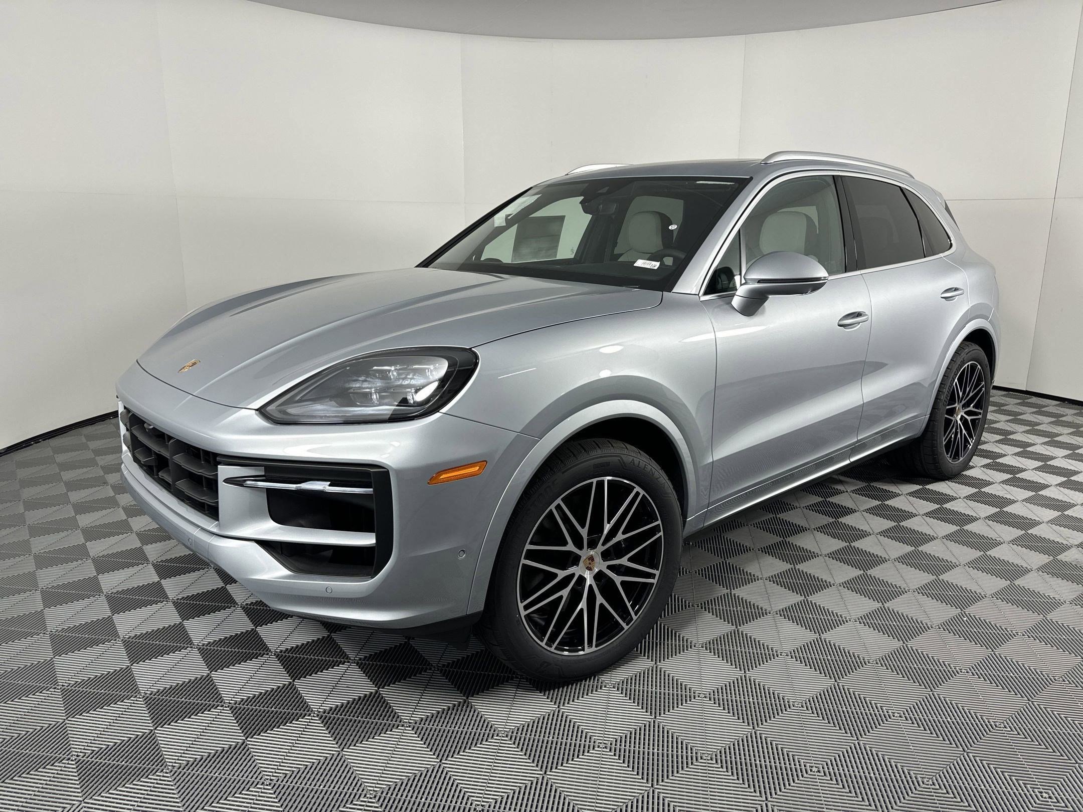 Certified 2025 Porsche Cayenne