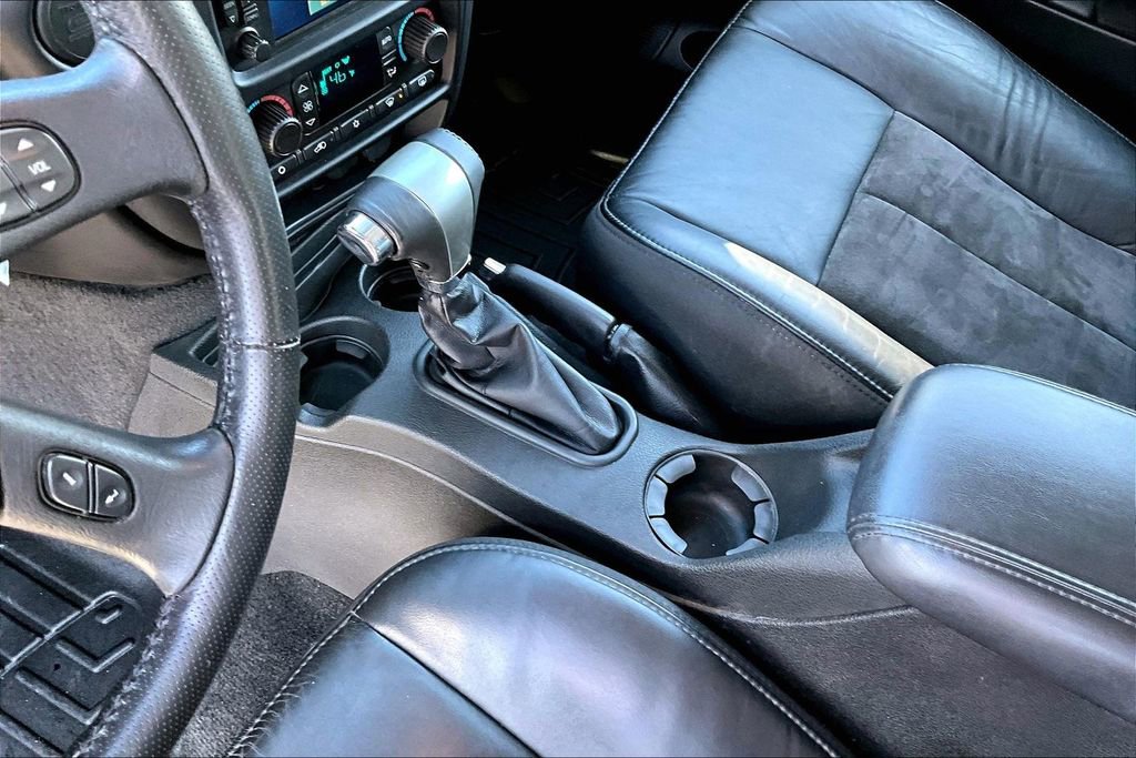 Used 2008 Chevrolet TrailBlazer SS w/ Sun And 6-Disc Cd Package image 14