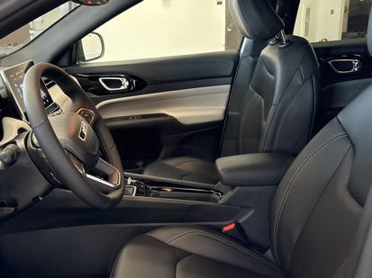 New 2026 Jeep Compass Limited AWD/4WD image 13