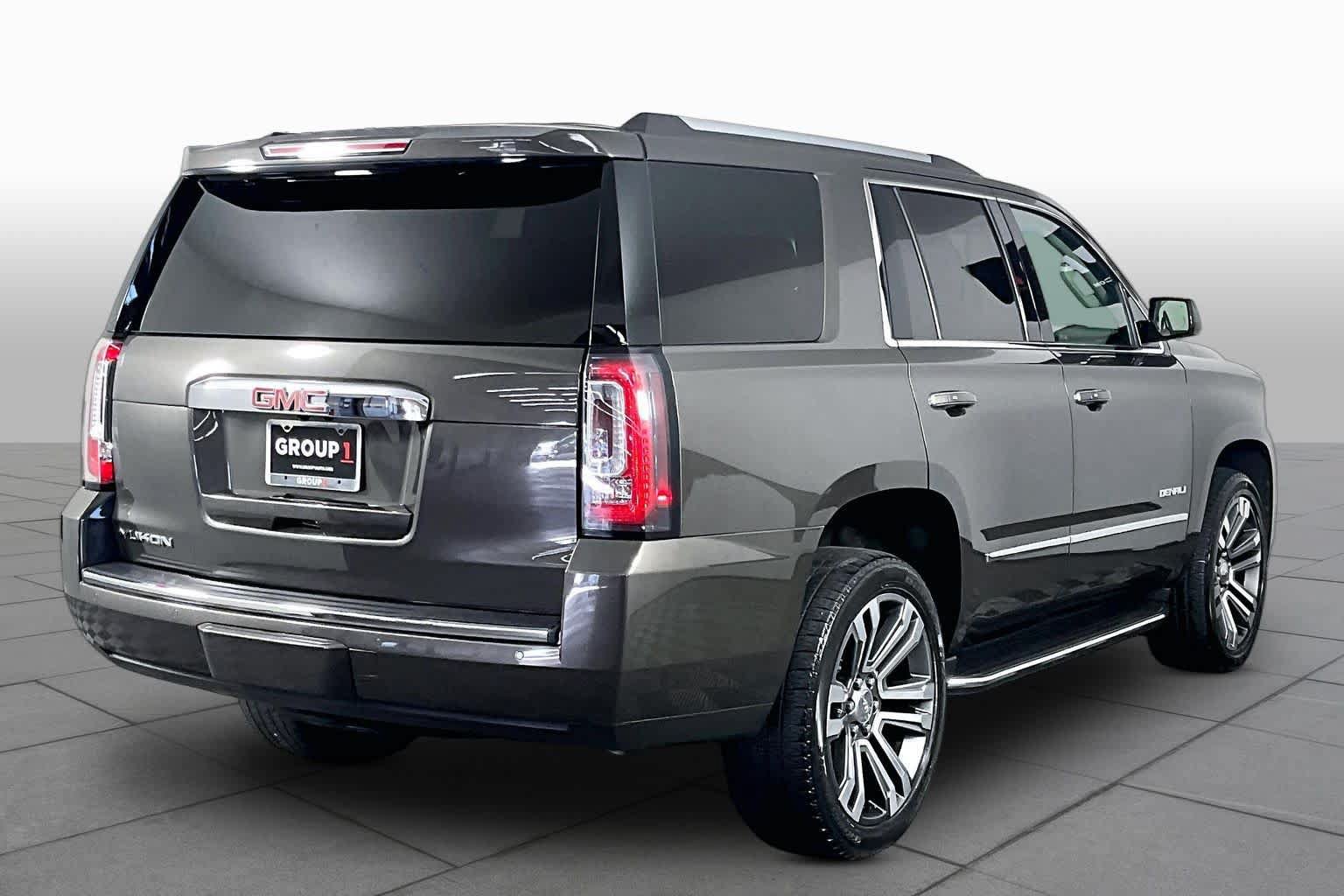 Used 2019 GMC Yukon Denali w/ Open Road Package RWD image 12
