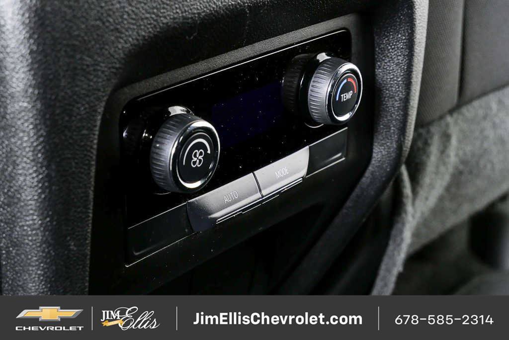 Certified 2025 Chevrolet Traverse LT FWD image 18