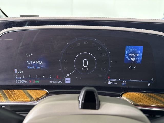 Used 2021 Cadillac Escalade Premium Luxury Platinum image 18