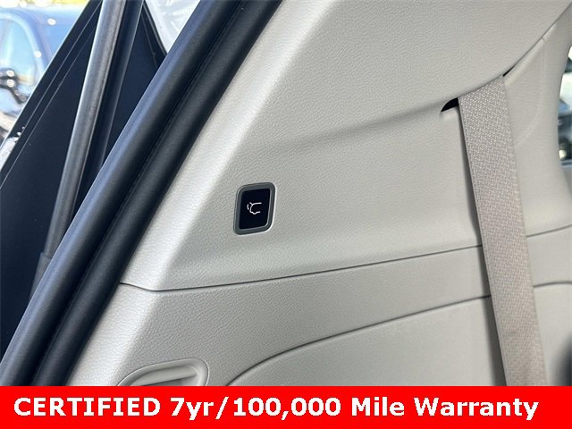 Certified 2021 Chrysler Pacifica Limited image 14