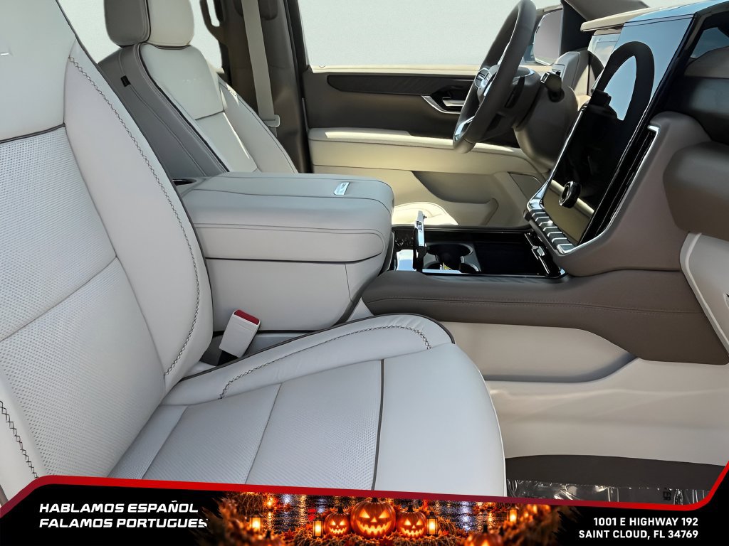 New 2026 GMC Yukon XL Denali w/ Sun & Power Step Package AWD/4WD image 22