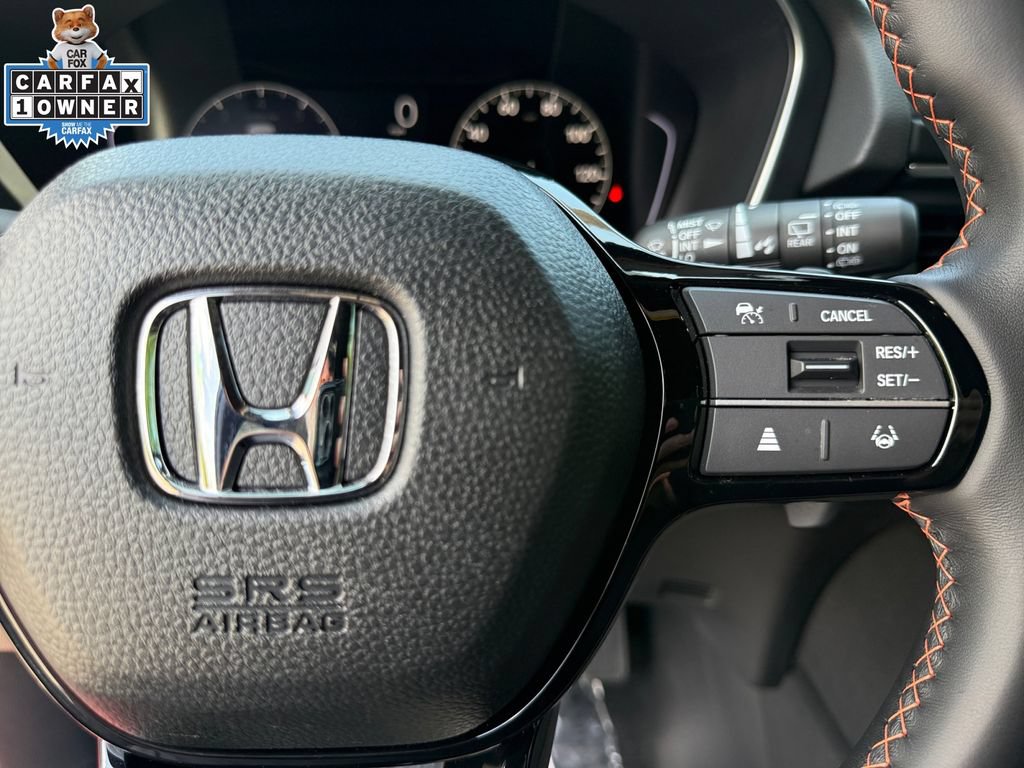 Used 2025 Honda Pilot Sport image 26