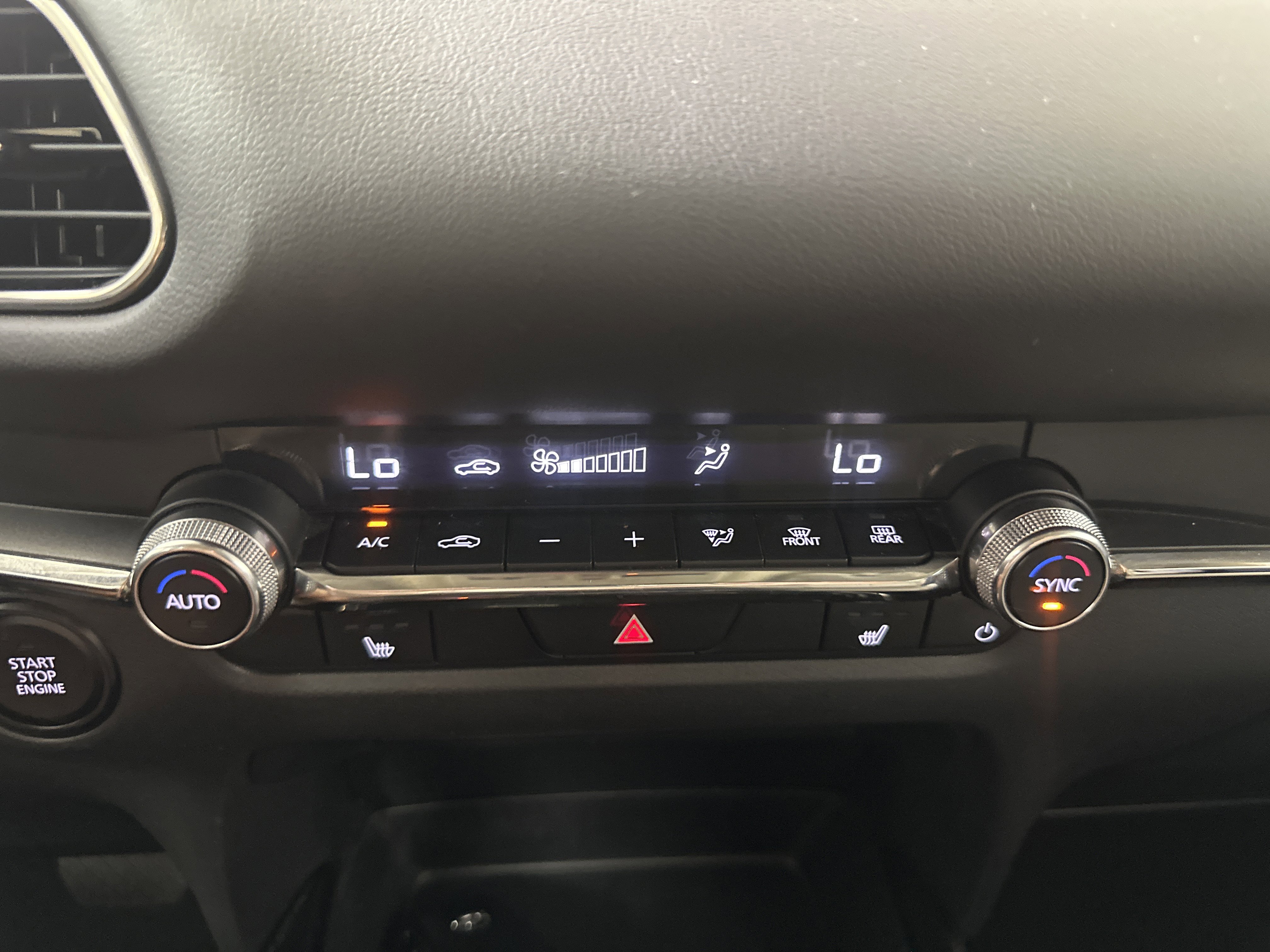 Used 2024 MAZDA CX-30 AWD 2.5 S w/ Preferred Package image 17