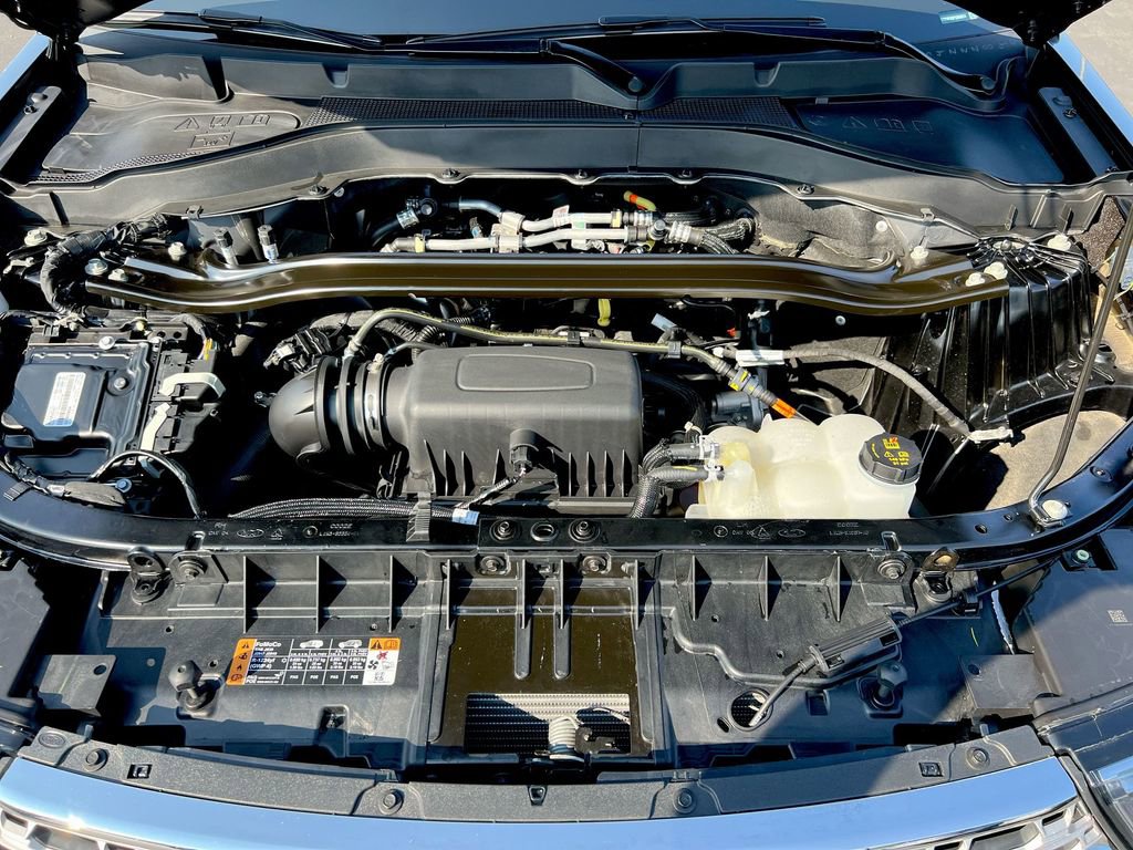 Used 2023 Ford Explorer Limited image 24