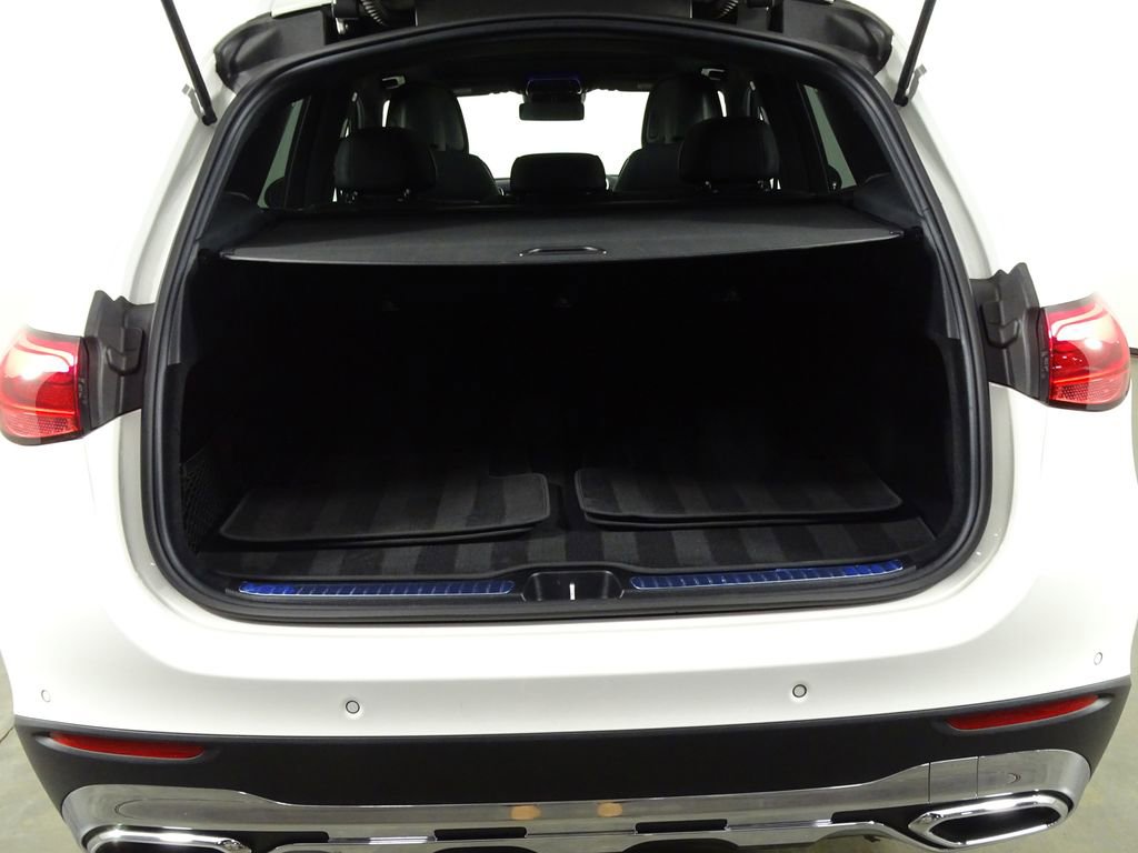 Used 2024 Mercedes-Benz GLC 300 image 14