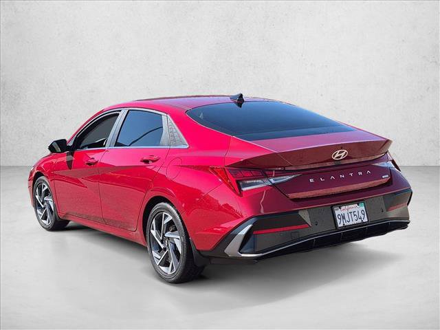 Used 2024 Hyundai Elantra Limited FWD image 7