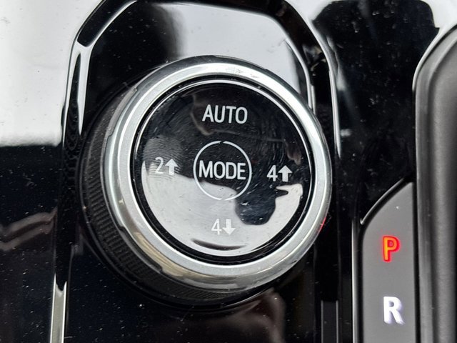 New 2025 Chevrolet Colorado Z71 w/ Midnight Edition image 40