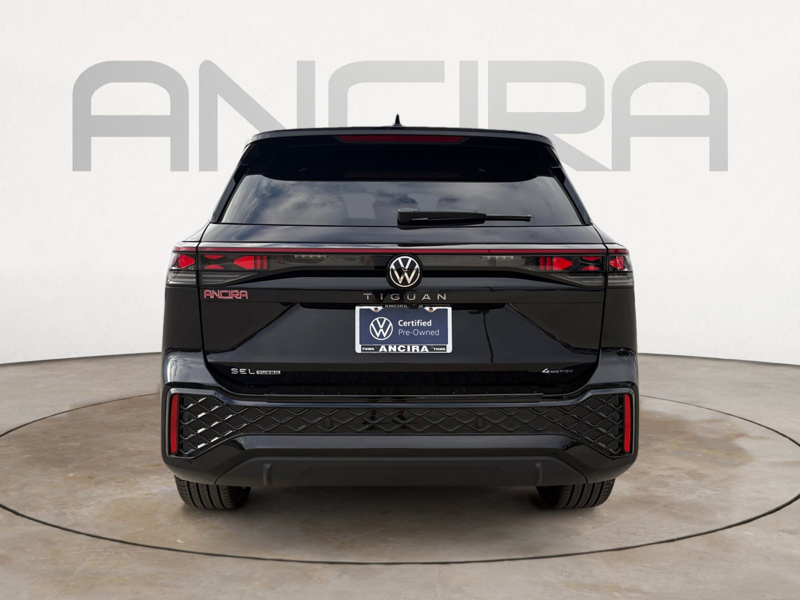 Certified 2026 Volkswagen Tiguan SEL R-Line AWD/4WD image 9