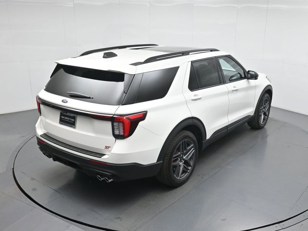 New 2026 Ford Explorer ST image 40