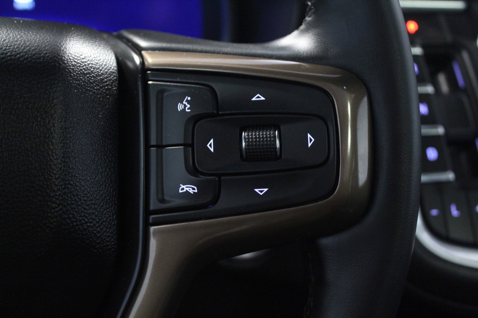 Used 2023 Chevrolet Tahoe High Country image 22