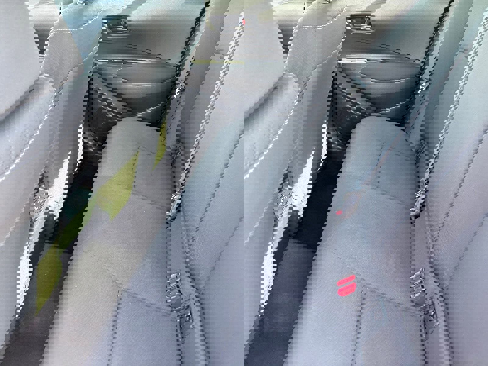 Used 2025 Toyota Corolla LE w/ Carpet Mat Package (TMS) image 18