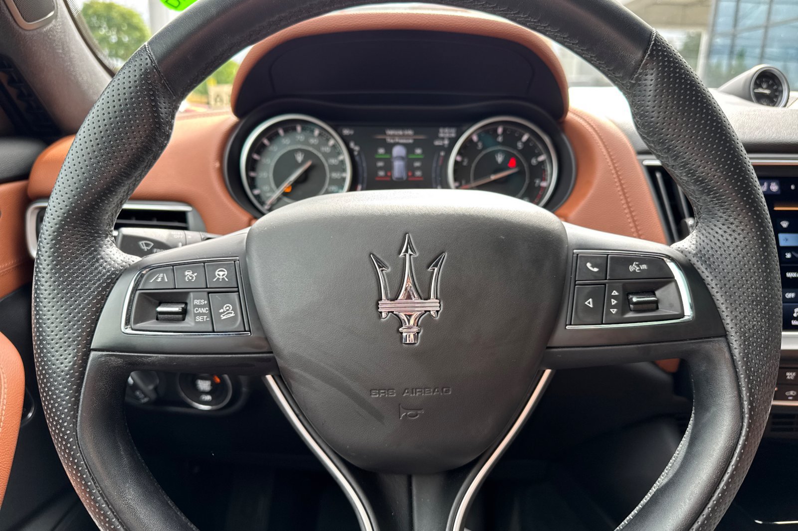 Used 2022 Maserati Levante GT AWD/4WD image 23