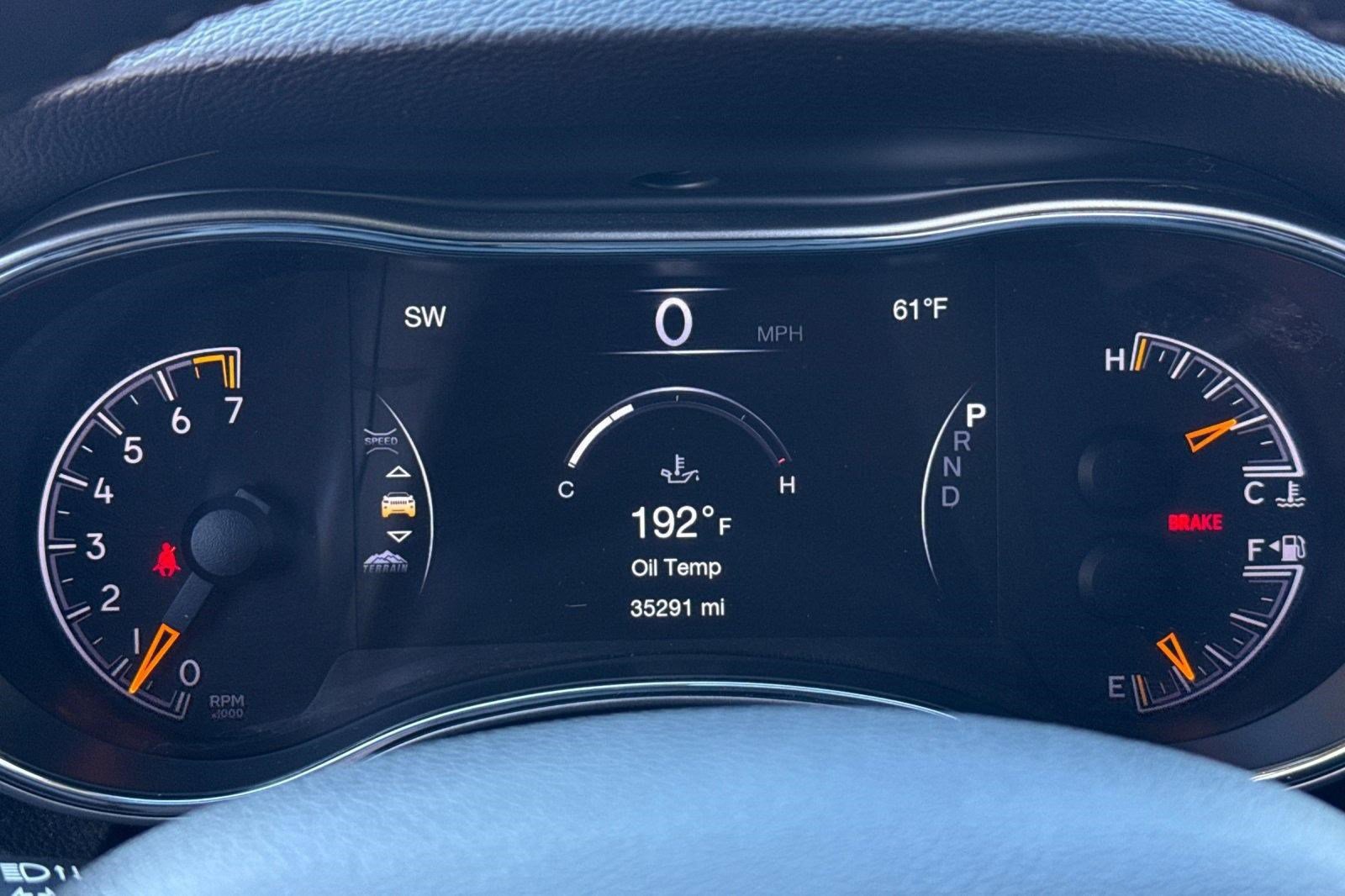 Used 2019 Jeep Grand Cherokee Limited image 18